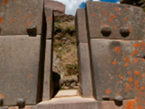 Incan Architecture and Archaeo-Astronomy: Time in Space
